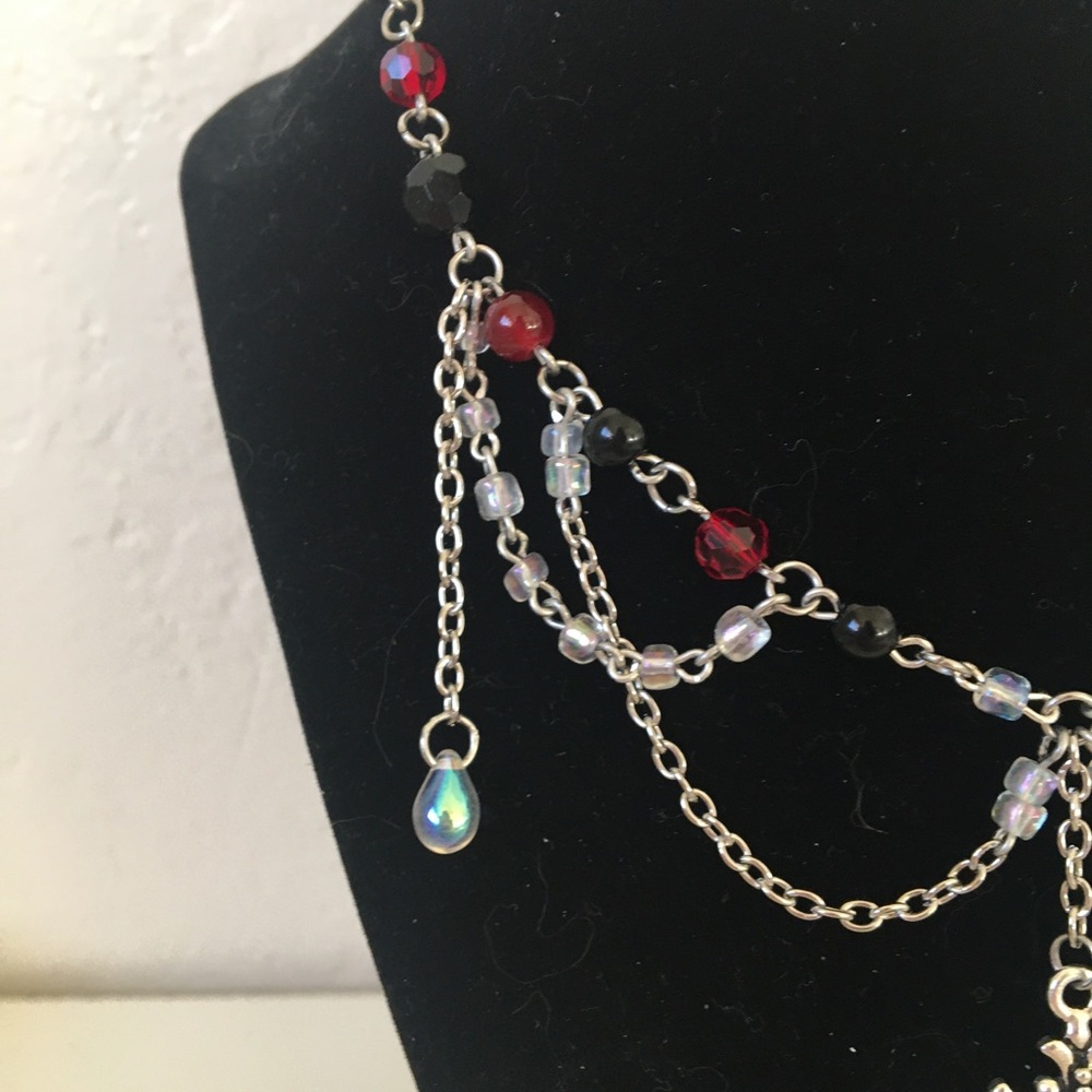 Hand crafted glass bead and silver tone pendant necklace